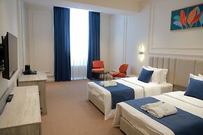 Emily Grand Palace Hotel