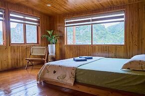 Lan Ha Floating Homesaty