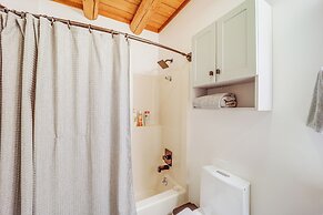 2 Mi to Appalachian State: Cabin w/ Outdoor Spaces