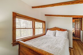 2 Mi to Appalachian State: Cabin w/ Outdoor Spaces