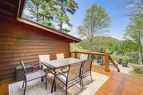 2 Mi to Appalachian State: Cabin w/ Outdoor Spaces