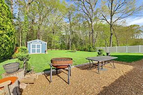Group Getaway w/ Outdoor Oasis in Southington!