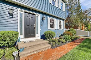 Group Getaway w/ Outdoor Oasis in Southington!