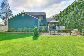 Group Getaway w/ Outdoor Oasis in Southington!