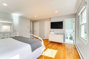 Group Getaway w/ Outdoor Oasis in Southington!