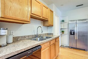 4 Mi to Dtwn Jacksonville: Chic Home w/ Porch!