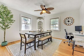 4 Mi to Dtwn Jacksonville: Chic Home w/ Porch!