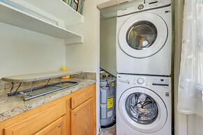 4 Mi to Dtwn Jacksonville: Chic Home w/ Porch!