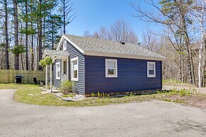 Walk to Beach & Dtwn: Frankfort Cottage w/ BBQ