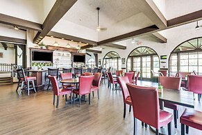 1 Mi to Shops on El Paseo: Condo w/ Pool Access!