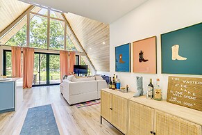 A-frame Cabin w/ Deck Near Cedar Creek Lake