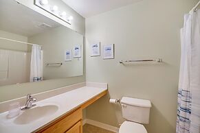 Lanai w/ Private Pool: Family Getaway in Palm Bay