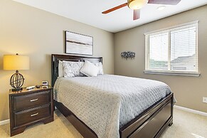 On-site Lake of the Ozarks Access: Camdenton Condo