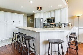 On-site Lake of the Ozarks Access: Camdenton Condo