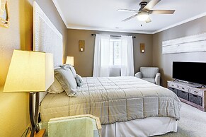 On-site Lake of the Ozarks Access: Camdenton Condo