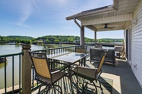 On-site Lake of the Ozarks Access: Camdenton Condo
