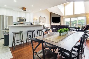 On-site Lake of the Ozarks Access: Camdenton Condo