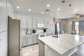 4 Mi to Casinos: Mtn-view Home in Bullhead City!