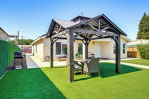 1 Mi to Rabobank Arena: Home w/ Gazebo!