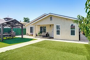 1 Mi to Rabobank Arena: Home w/ Gazebo!