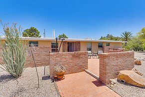 6 Mi to Sabino Canyon: Home w/ Patio in Tucson!