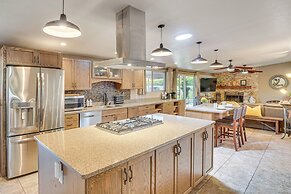 6 Mi to Sabino Canyon: Home w/ Patio in Tucson!