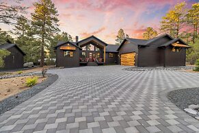 Outdoor Entertainment Area: Cabin in Show Low!
