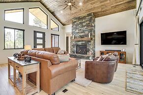 Outdoor Entertainment Area: Cabin in Show Low!