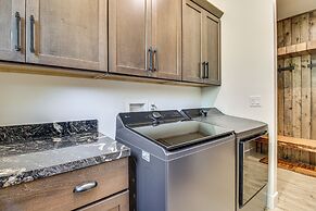 Outdoor Entertainment Area: Cabin in Show Low!