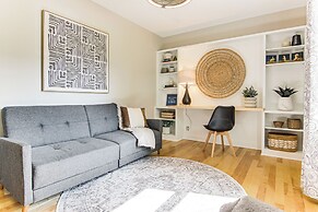 Newly Renovated Lake Bowen Home w/ Game Room!