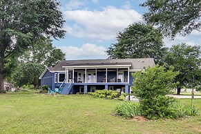 Newly Renovated Lake Bowen Home w/ Game Room!
