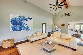 Waterfront Seguin Lake House Near Downtown