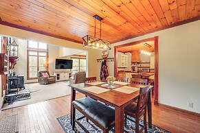 Creekside Gazebo + Mtn Views: Spacious Todd Home!