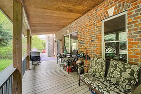 Creekside Gazebo + Mtn Views: Spacious Todd Home!