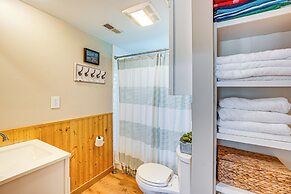 1 Mi to Lake Geneva: Cottage w/ On-site Hiking