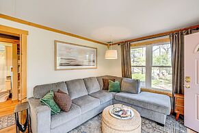 1 Mi to Lake Geneva: Cottage w/ On-site Hiking