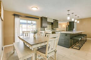 Private Pool & Spacious Yard: Cape Coral Getaway