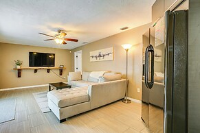 Private Pool & Spacious Yard: Cape Coral Getaway