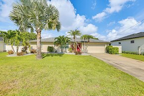 Private Pool & Spacious Yard: Cape Coral Getaway