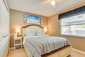 Private Pool & Spacious Yard: Cape Coral Getaway