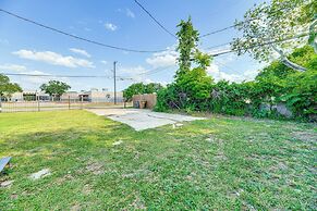 3 Mi to Beach: Family Home in Corpus Christi!