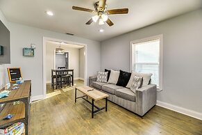 3 Mi to Beach: Family Home in Corpus Christi!