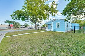 3 Mi to Beach: Family Home in Corpus Christi!