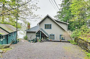 Lakefront Adirondacks Home: Lake George Oasis!