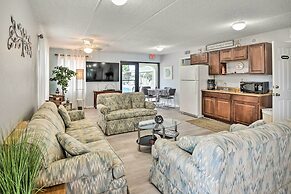 Walk to Ocean: Daytona Beach Shores Condo w/ Pool!