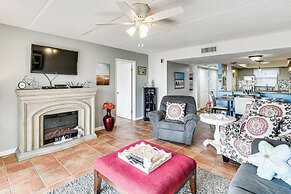 Walk to Ocean: Daytona Beach Shores Condo w/ Pool!