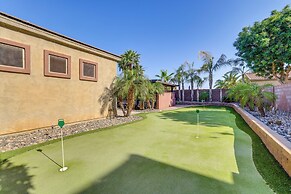 Swim-up Bar & Putting Green: Goodyear Getaway!