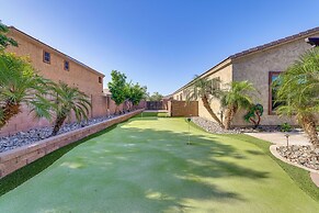 Swim-up Bar & Putting Green: Goodyear Getaway!