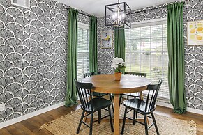 6 Mi to Shelby Farms Park: Family Home in Memphis
