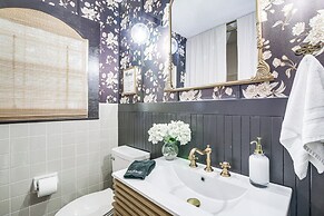 6 Mi to Shelby Farms Park: Family Home in Memphis